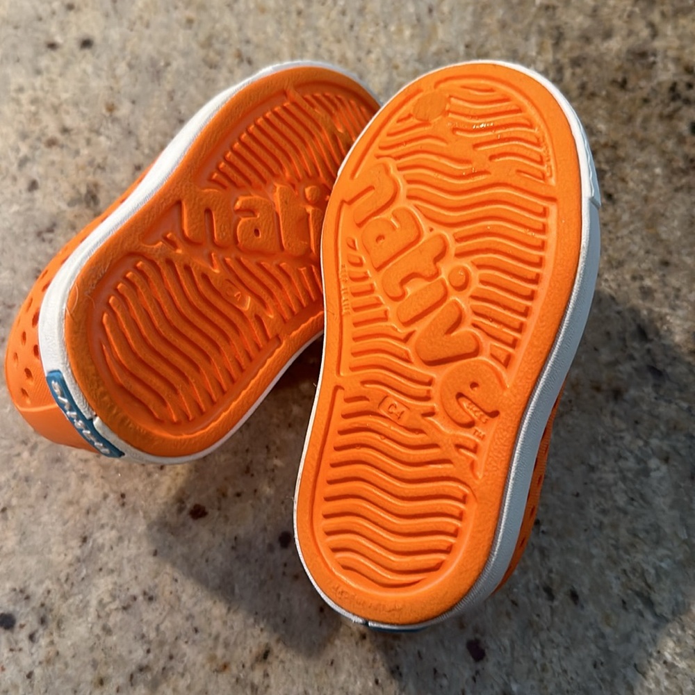 Native Kids Shoes in Orange and White - Picture 4 of 4
